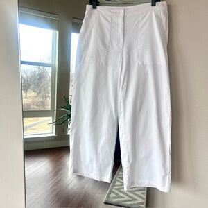 Eileen Fisher 100% Cotton Linen High-waist, Wide-leg Crop pant. Size 8
